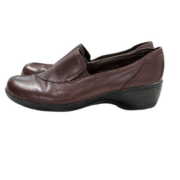 Clark's May's Poppy Bendables leather heel Loafers brown Slip On size 7 - Picture 1 of 9